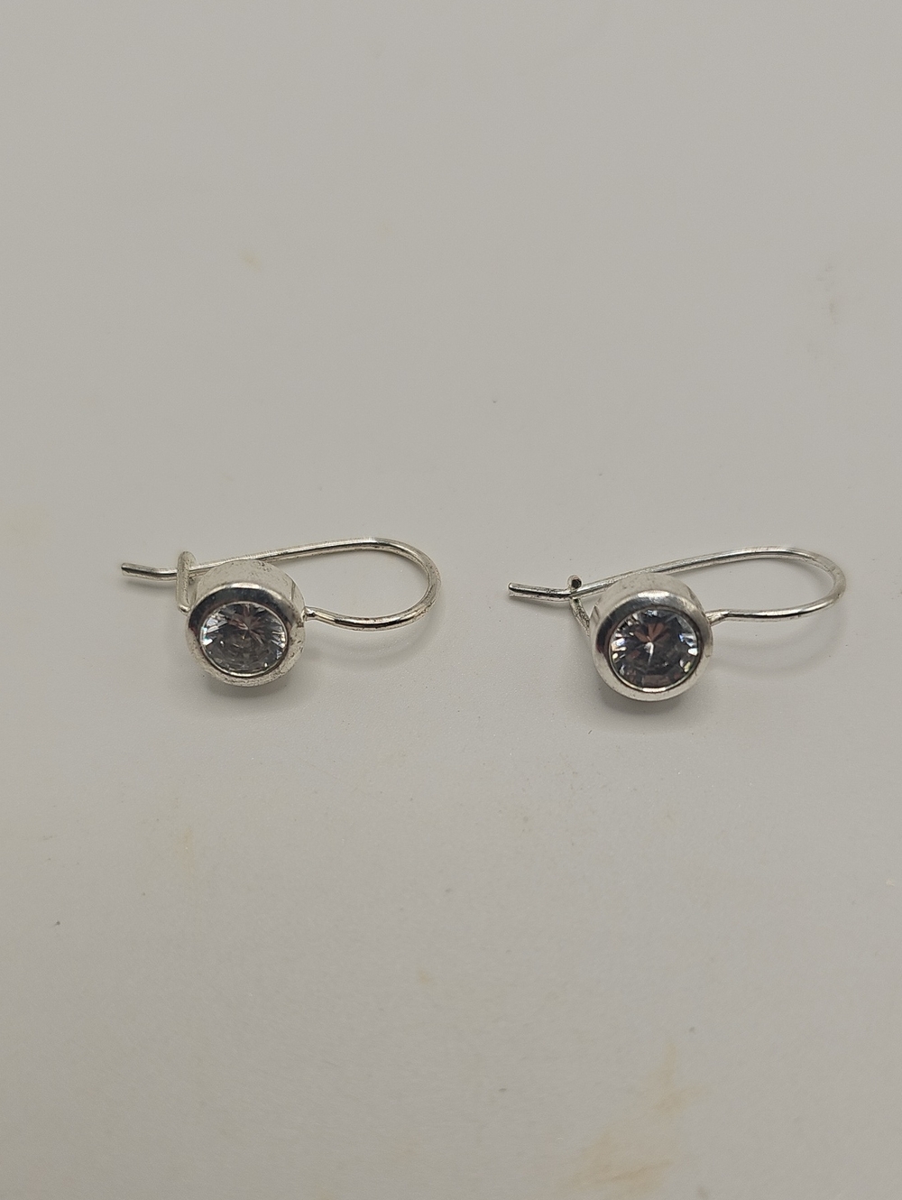 St Silver Gray Crystal Drop Earrings